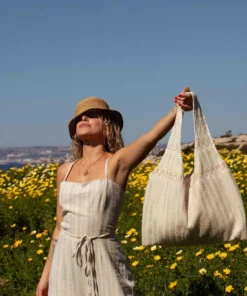 Alternative view of Marthe tote bag - vintage crochet fabric